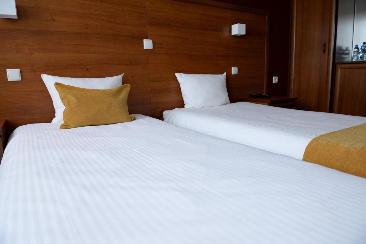 Quest Hotel - Dawniej Hotel Planeta Brzesko Luaran gambar