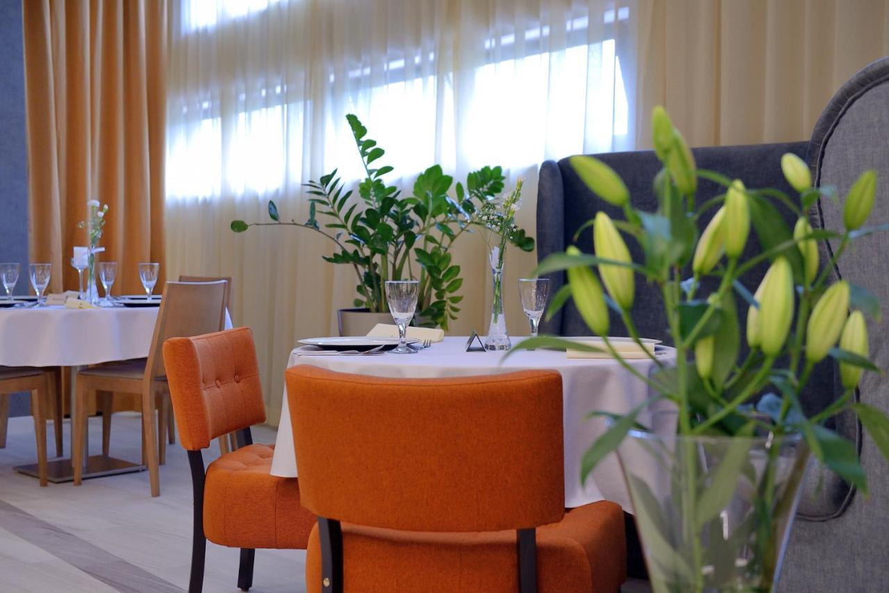 Quest Hotel - Dawniej Hotel Planeta Brzesko Luaran gambar