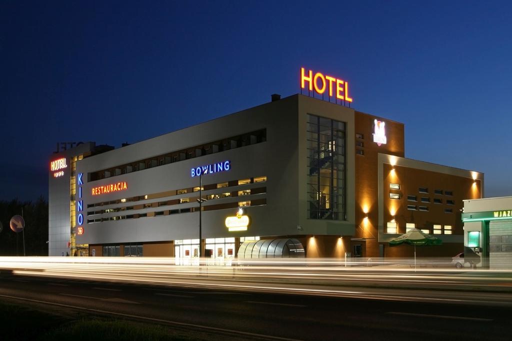 Quest Hotel - Dawniej Hotel Planeta Brzesko Luaran gambar